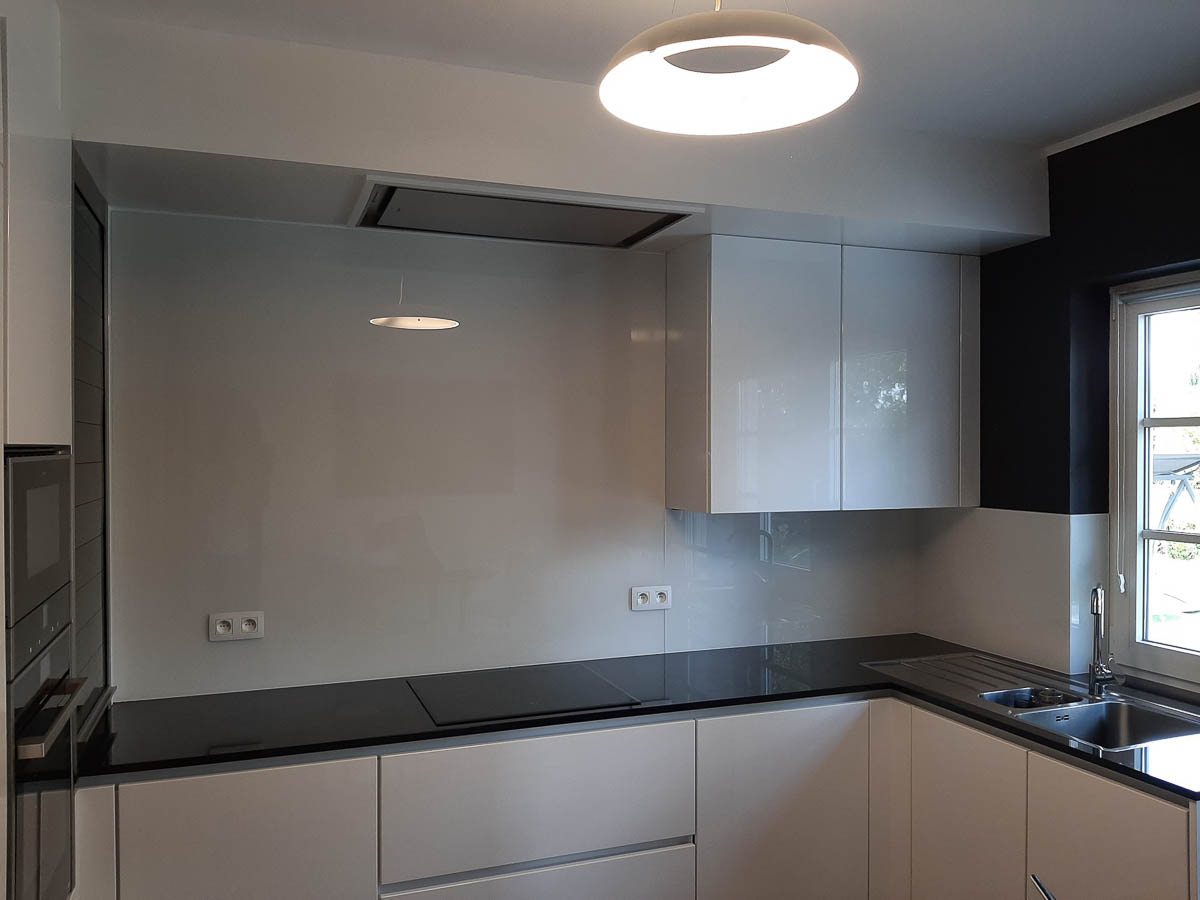 VITRAGE SUR MESURE 5 Crédences-de-Cuisine-en-verre casablanca (2)