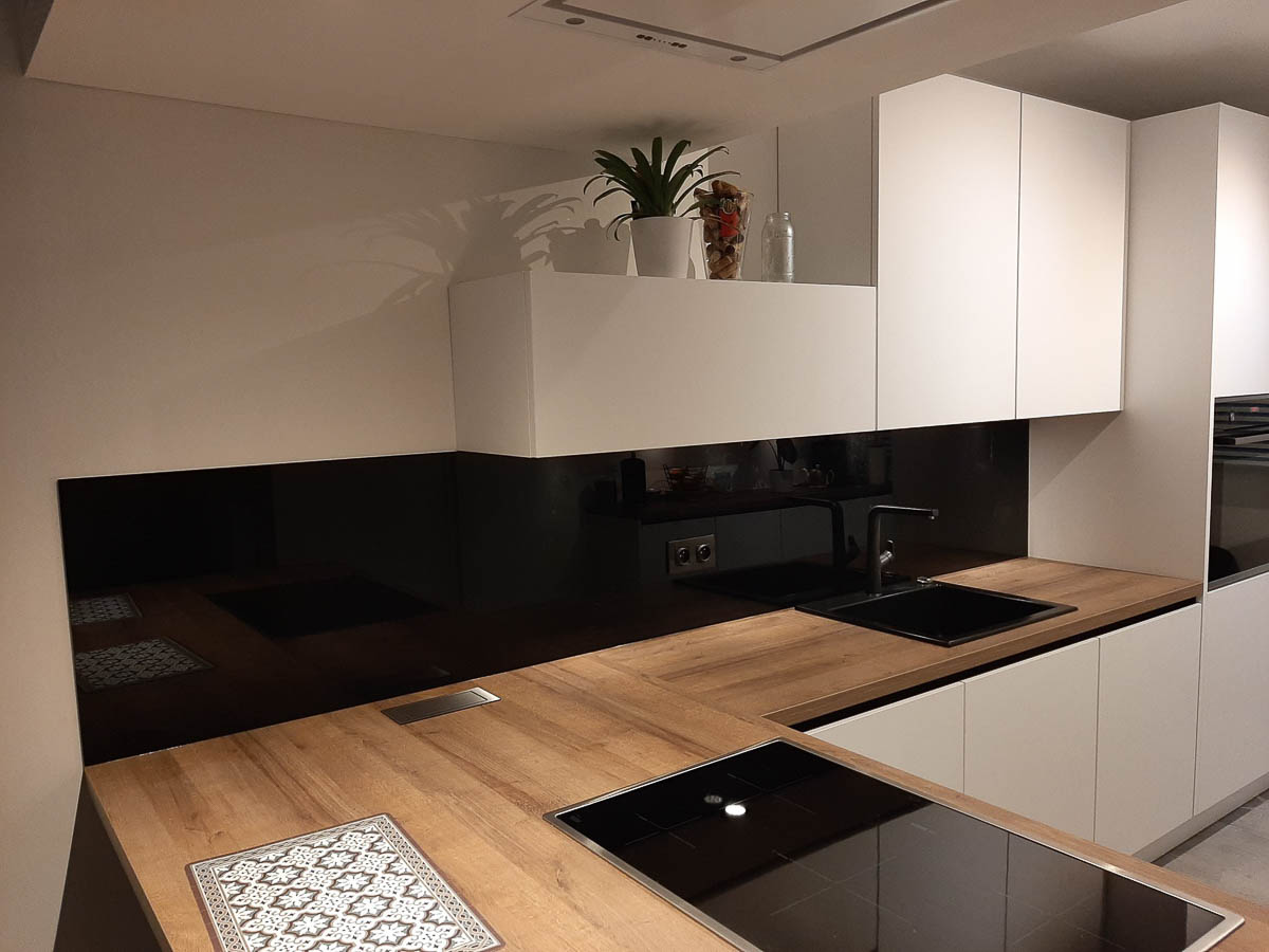 VITRAGE SUR MESURE 9 Crédences-de-Cuisine-en-verre-vitrier design